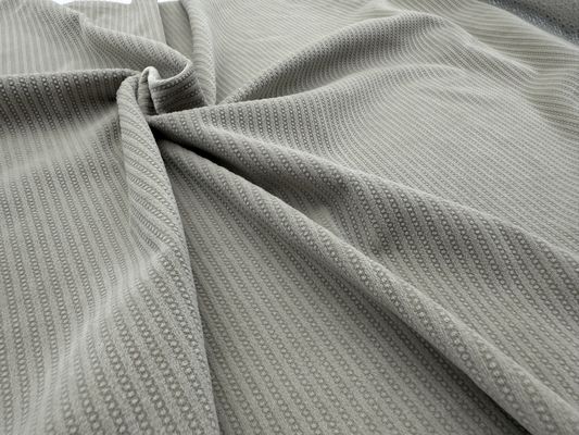 قماش بوليستر مخملي ميكرو مرن بوزن 210-280 جرامًا مثالي للفساتين