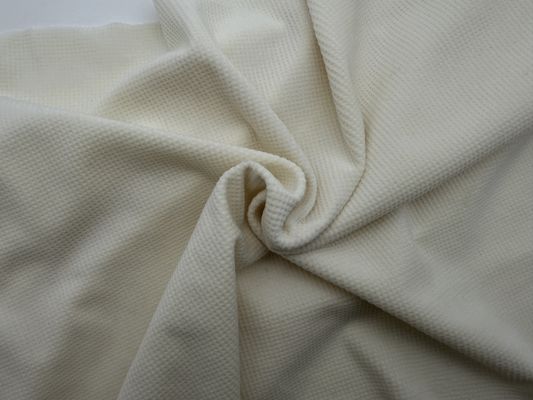 قماش بوليستر مخملي ميكرو مرن بوزن 210-280 جرامًا مثالي للفساتين