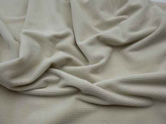 قماش بوليستر مخملي ميكرو مرن بوزن 210-280 جرامًا مثالي للفساتين